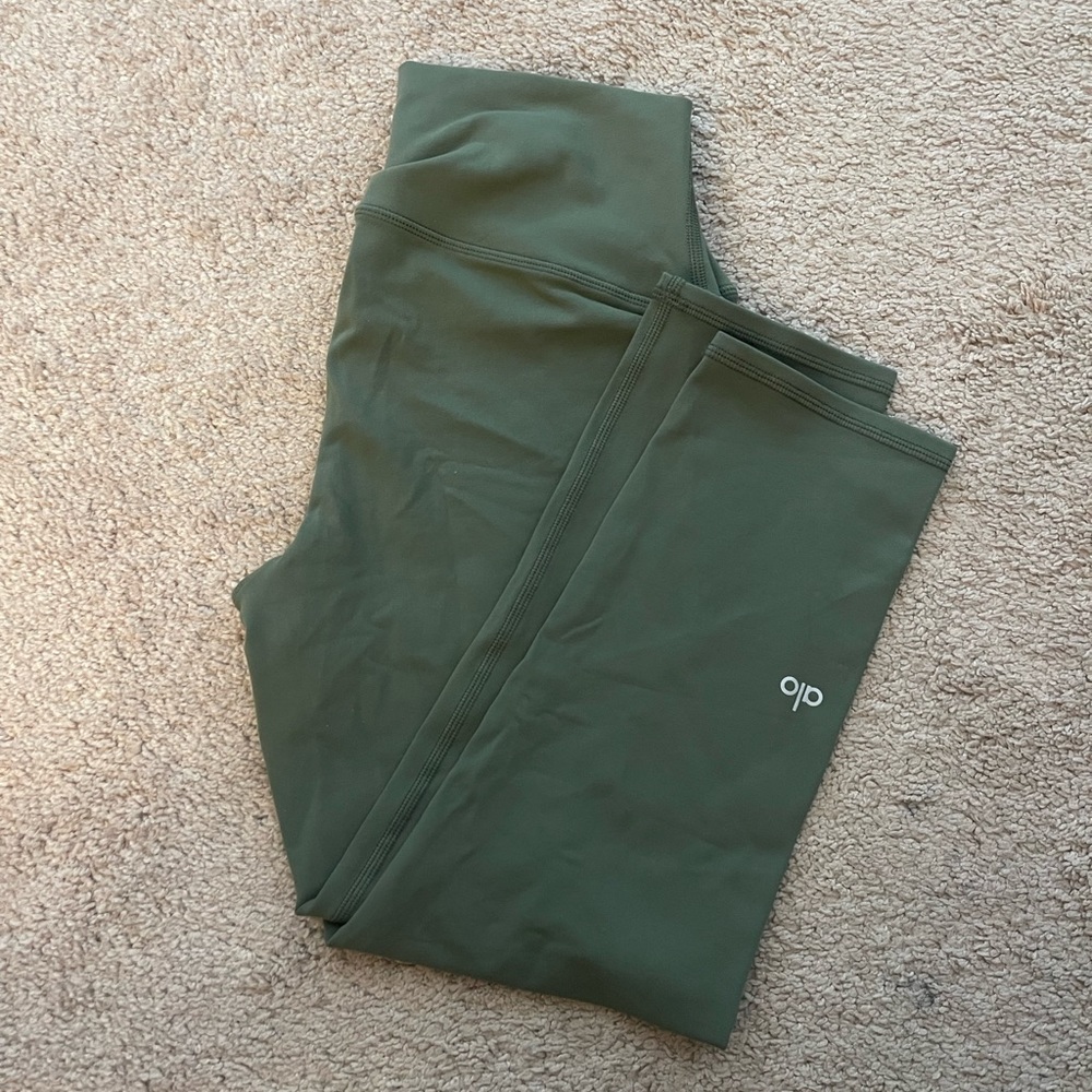 ALO Yoga High Waisted Leggings Size L RN#87370